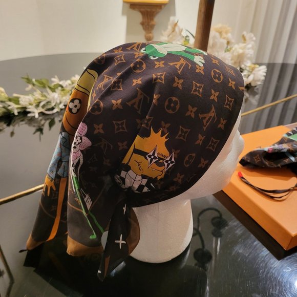 SOLD Louis Vuitton Friends Mask/Bandana - Picture 3 of 11
